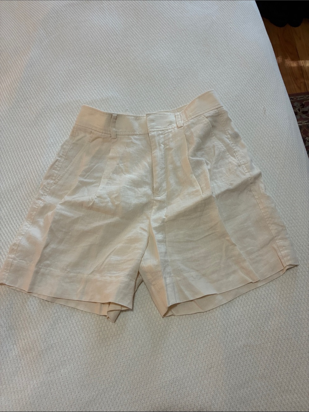Everlane way-high linen shorts - Picture 4 of 8